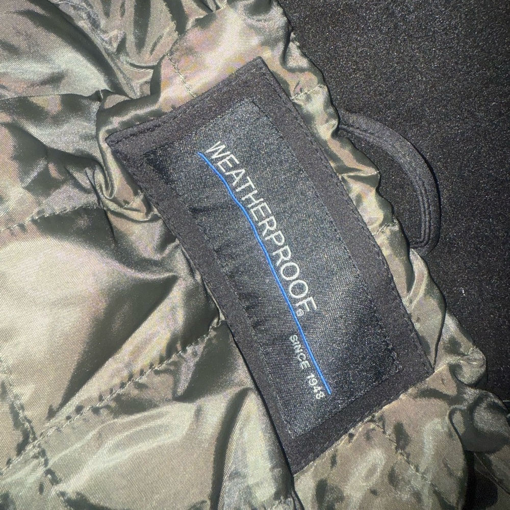 Weatherproof Black Jacket - Picture 5 of 7